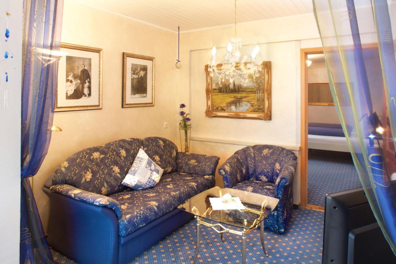 Haus Bei Der Linden Ferienwohnungen Schwangau Bagian luar foto