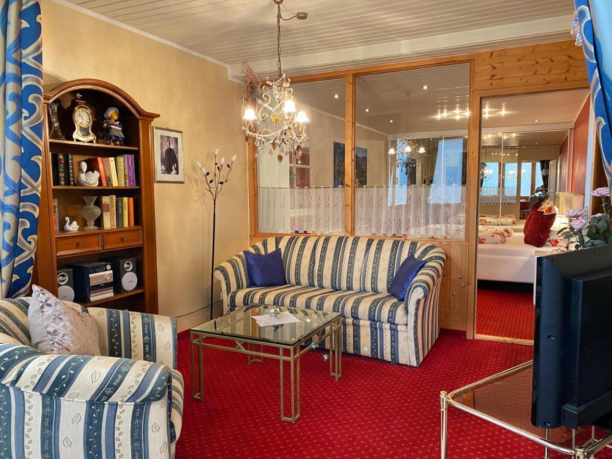 Haus Bei Der Linden Ferienwohnungen Schwangau Bagian luar foto